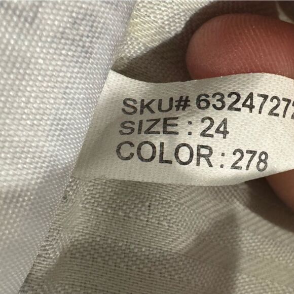 Abercrombie and Fitch Raw Hem Mini Jean Denim Skirt Women’s 24 - Picture 4 of 4